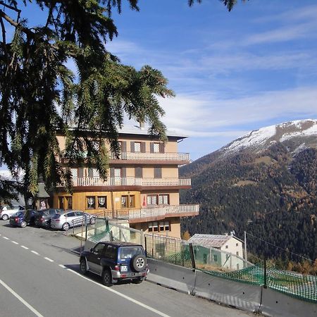 Hotel Viola Valdidentro Kültér fotó