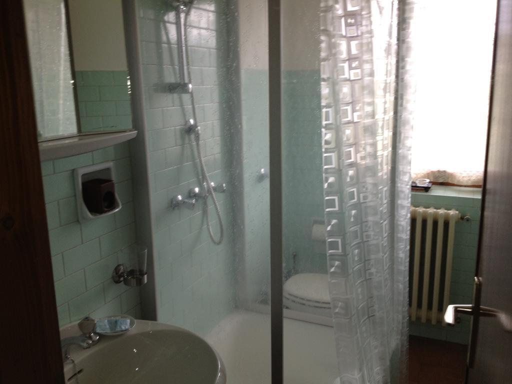 Hotel Viola Valdidentro Kültér fotó